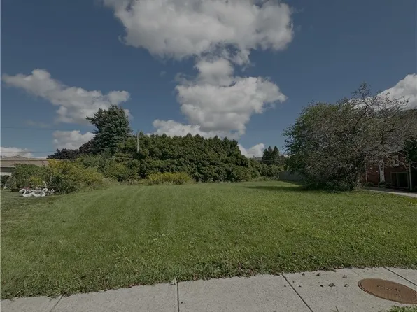 15 Pine Cir #4, Buffalo, NY 14225