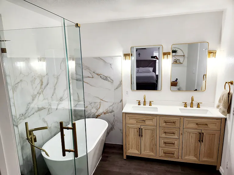 720 Mackenzi Dr — Photo 11