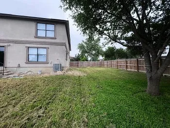 7338 Raintree Frst — Photo 19