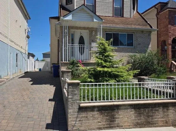 929 Adams Ave, Elizabeth City, NJ 07201