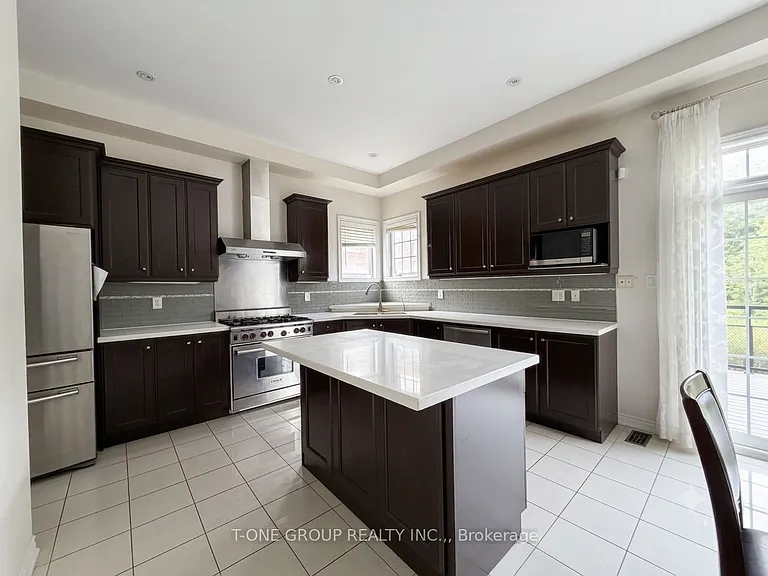 82 Fred McLaren Blvd — Photo 17