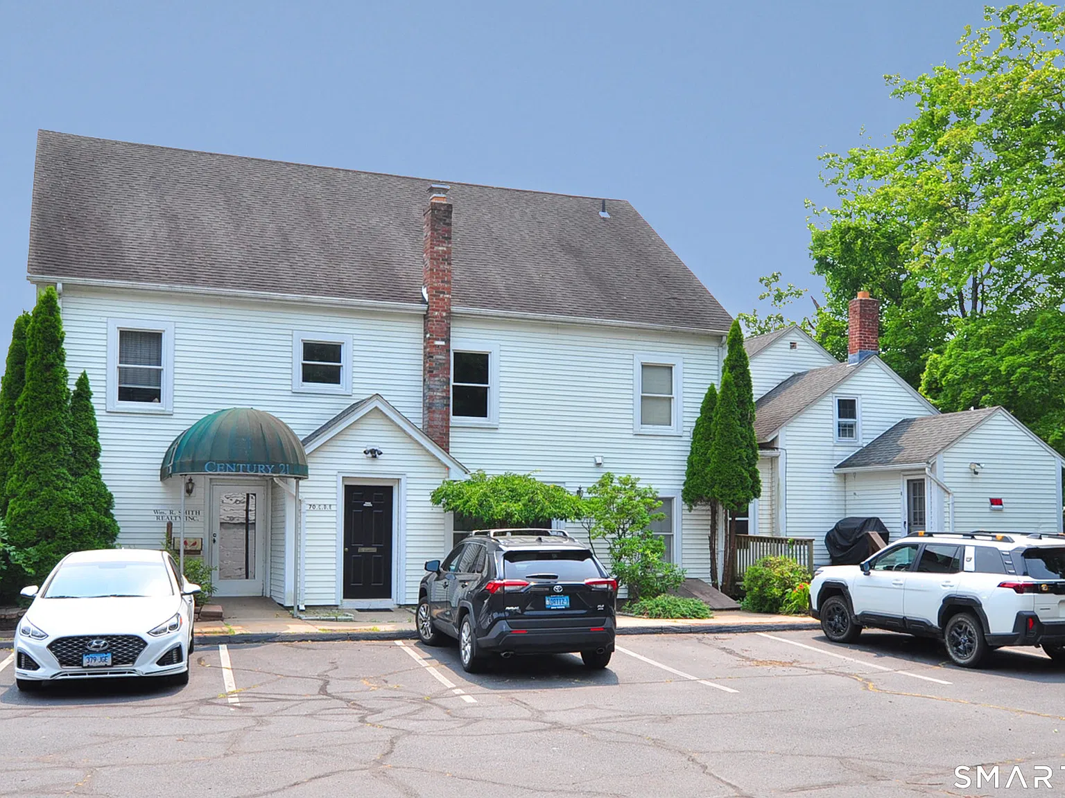 2 bed, 1.0 bath, 700 sqft, $1,900 — Photo 3