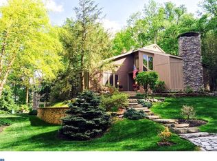 227 Chapel Hill Rd, Sinking Spring, PA 19608