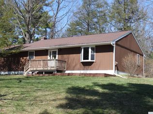 42 Tower Rd, West Coxsackie, NY 12192