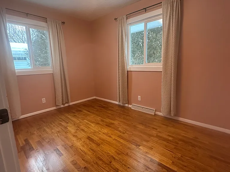 606 Lynn Dr — Photo 11