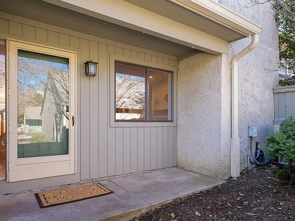 4th image of 227 Yellow Springs Ct