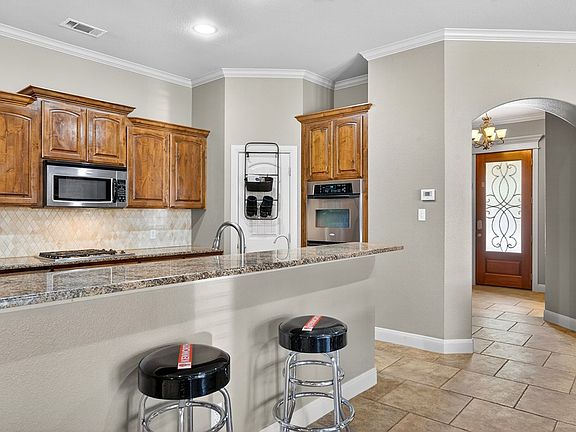 5th image of 5521 Carmel Ct