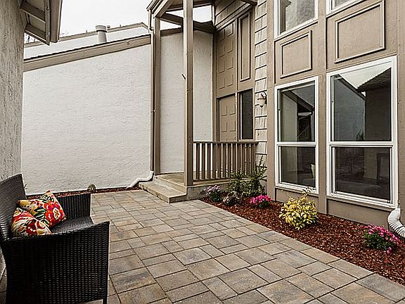 4th image of 805 Cortez Ln