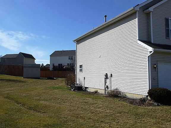 2nd image of 31 Green Meadow Ct