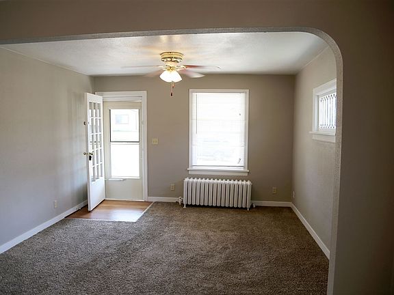 3rd image of 1723 E Cataldo Ave