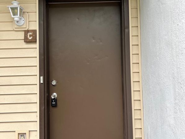 1334 W Wyomissing Ct APT C