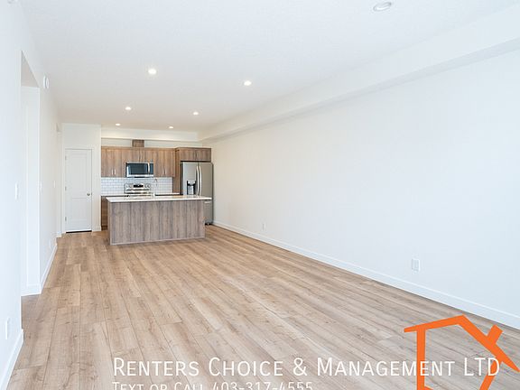 5th image of 5601D 43rd Ave