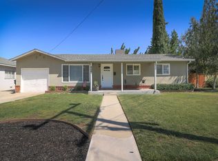 809 3rd St, Ripon, CA 95366