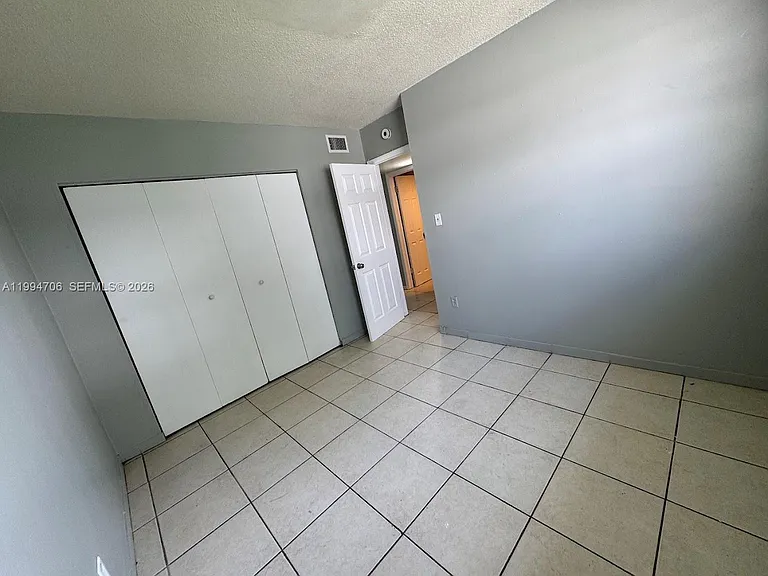 5440 SW 38th Ct #0 — Photo 7