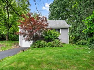 395 Rodi Rd, Pittsburgh, PA 15235