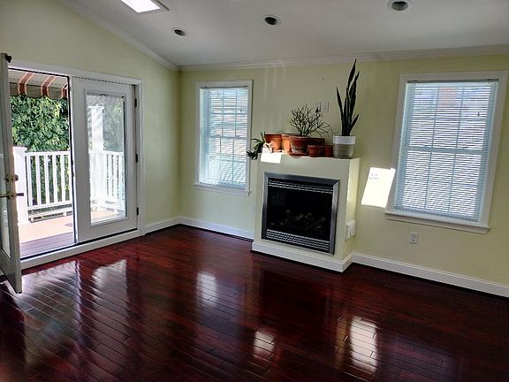 3rd image of 138 Elton St #3