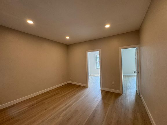 5th image of 177 W 7th St #412E