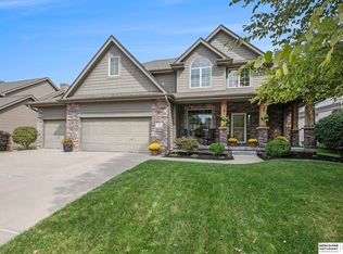 705 S 196th Ave, Elkhorn, NE 68022
