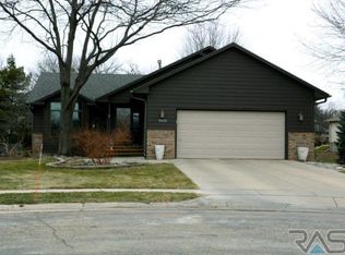 3500 E Anoka Cir, Sioux Falls, SD 57103