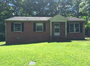 128 Taylor St, Blackstone, VA 23824