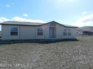 5904 N Wenas Rd, Selah, WA 98942