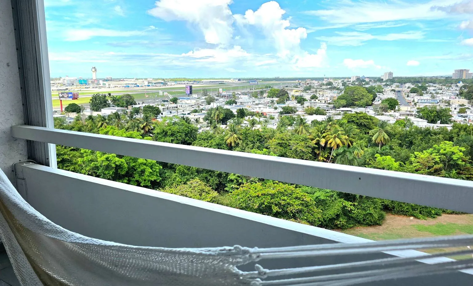 1 bed, 1.0 bath, 690 sqft, $2,500 — Photo 3