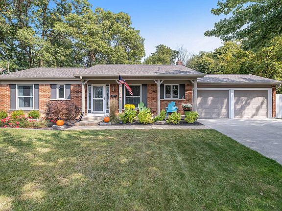 2nd image of 560 Morningside Dr