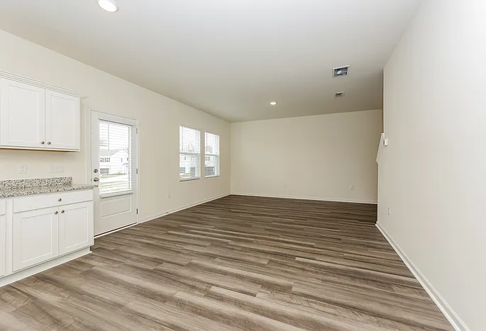 1071 Large Poppy Dr — Photo 4