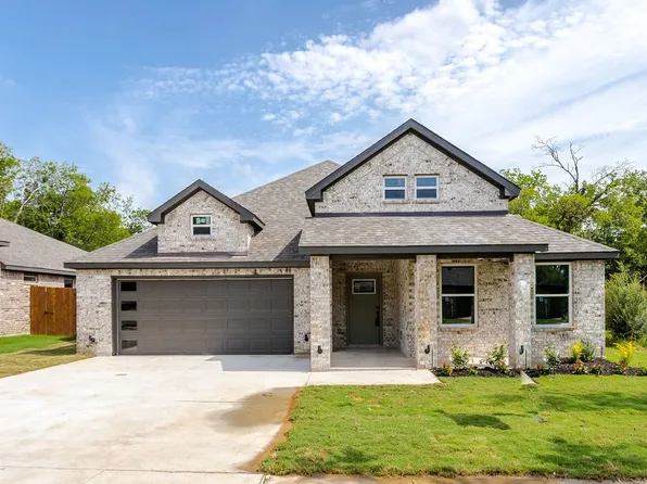 702 Crenshaw St, Terrell, TX 75160