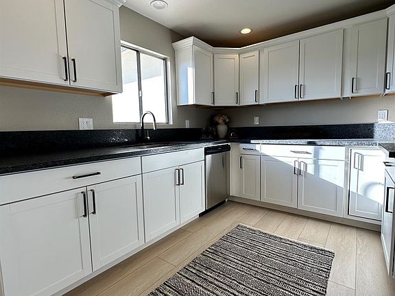 4th image of 6237 Claus Rd