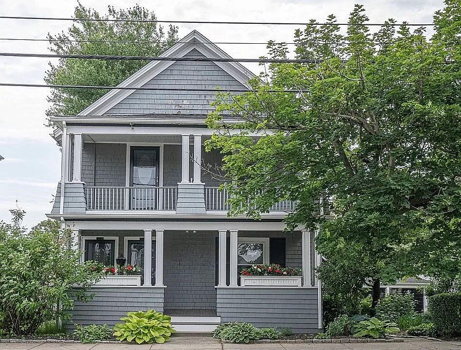 891 Robeson St, Fall River, MA 02720 Zillow