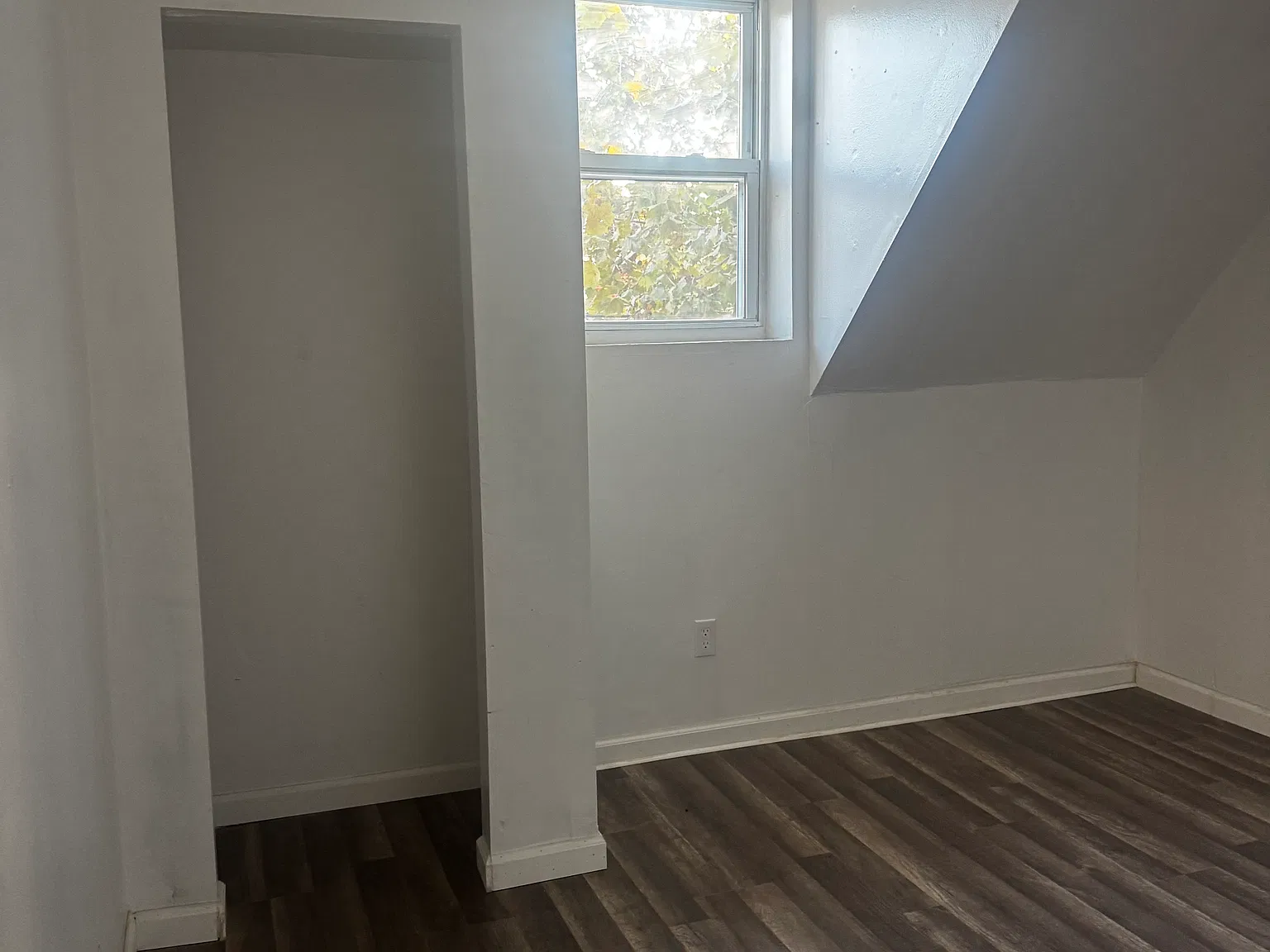 3 bed, 995 sqft, $1,500 — Photo 4