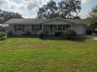 3 7th St, Shalimar, FL 32579