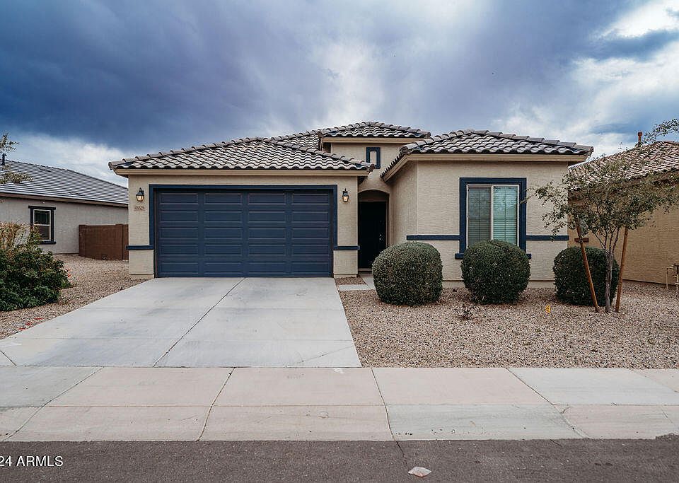 1st image of 43829 W JUNIPER Avenue