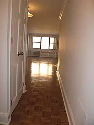 Rented by Metropolis Real Estate of Manhattan