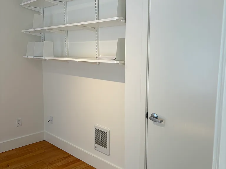 602 Shotwell St #1 — Photo 10