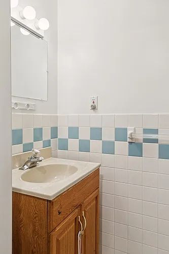 3379 Frederick St Photo 1