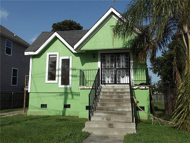 1st image of 5625 Franklin Ave