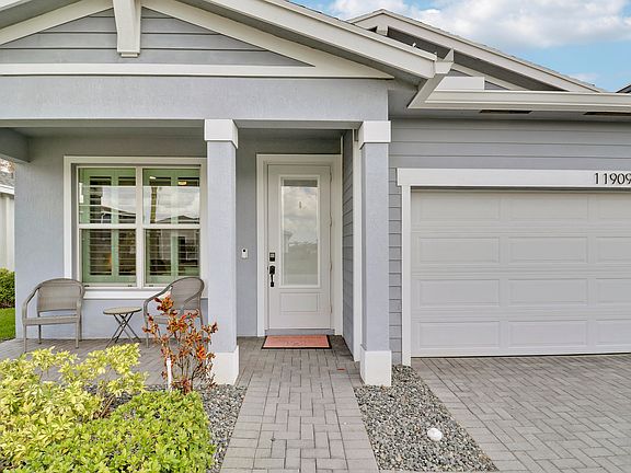 2nd image of 11909 SW Lyra Drive