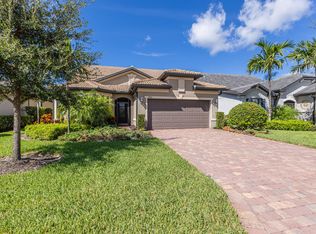 7700 Winding Cypress Dr, Naples, FL 34114