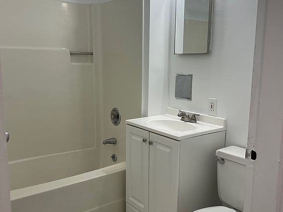 2nd image of 241 E 14th St APT 4B