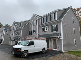 11 Sugar Maple Ln Unit 11, Westford, MA 01886