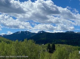 9470 Edgewood Ln, Victor, ID 83455