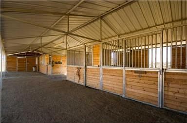 barn 4 stalls + feed and tack rooms