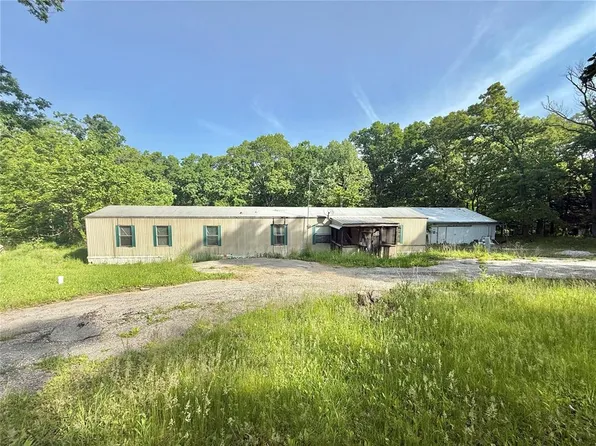 8018 Shelle Estates Ct, Hillsboro, MO 63050