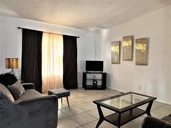 5th image of 21811 Wisteria St