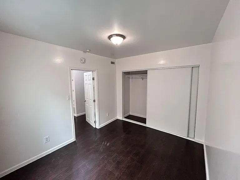 3937 Long Beach Blvd — Photo 10