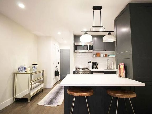 3rd image of 51 Irving Pl #4H