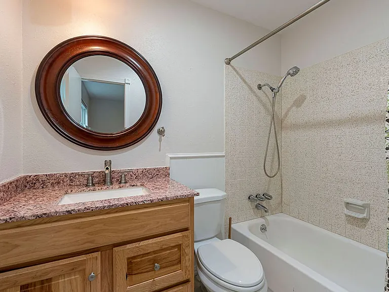 920 Acorn Oaks Dr — Photo 9