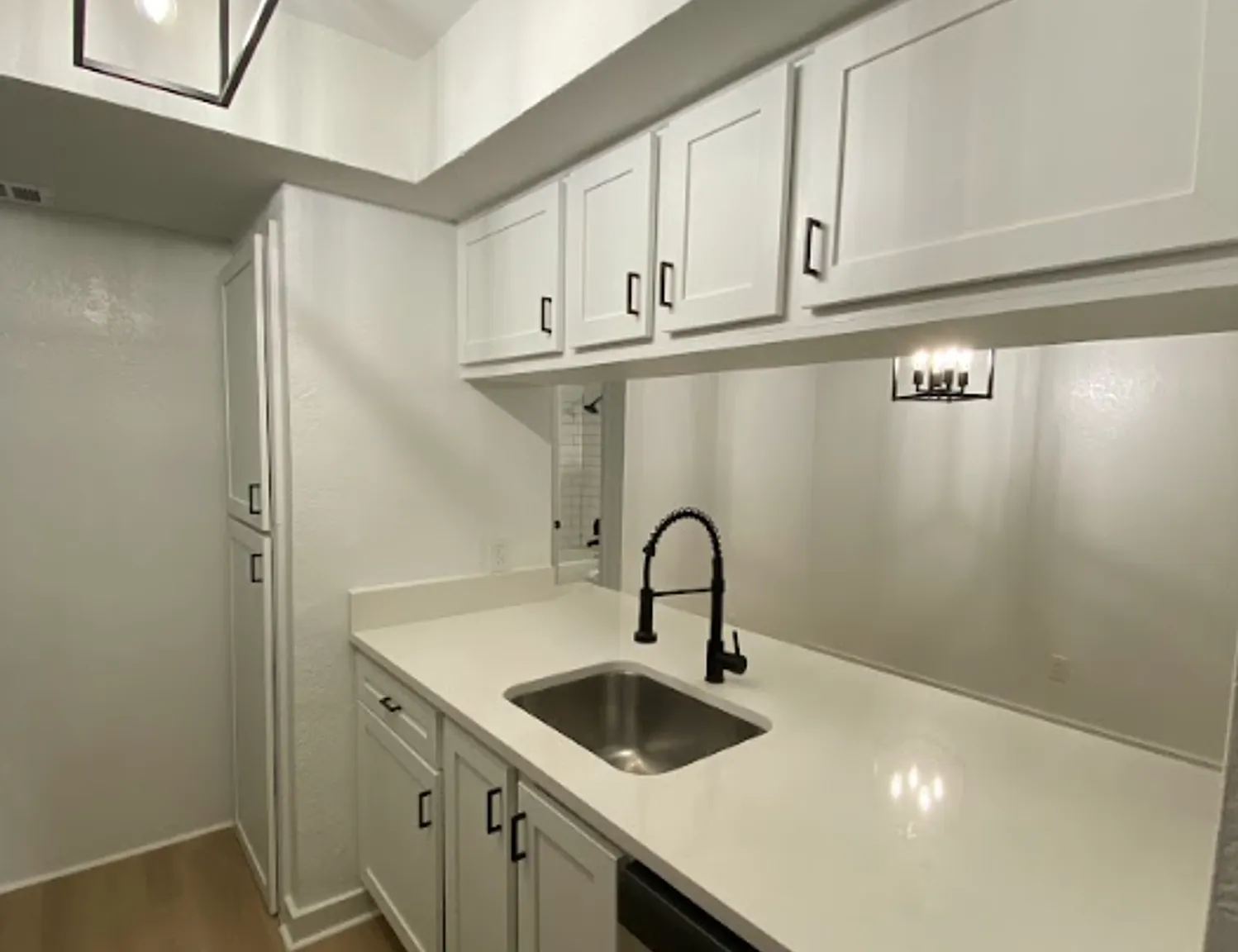 Townhollow Apartments — Photo 2
